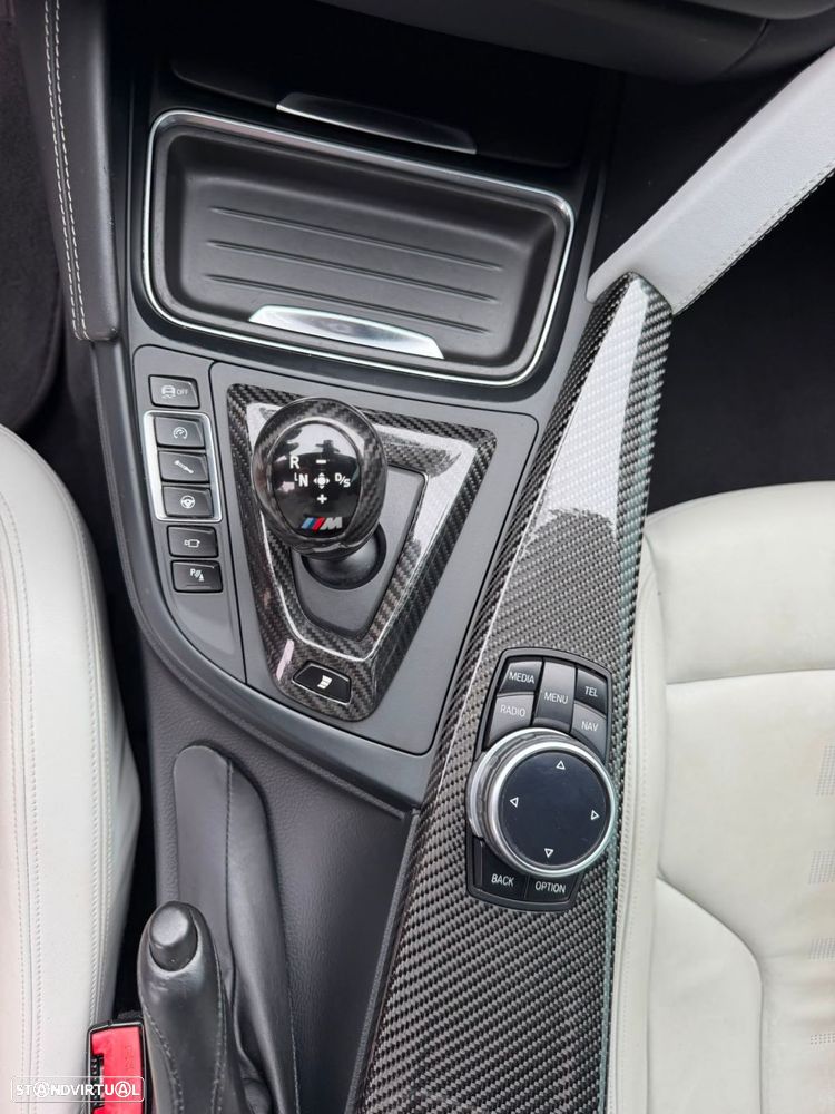 BMW M4 Auto - 37