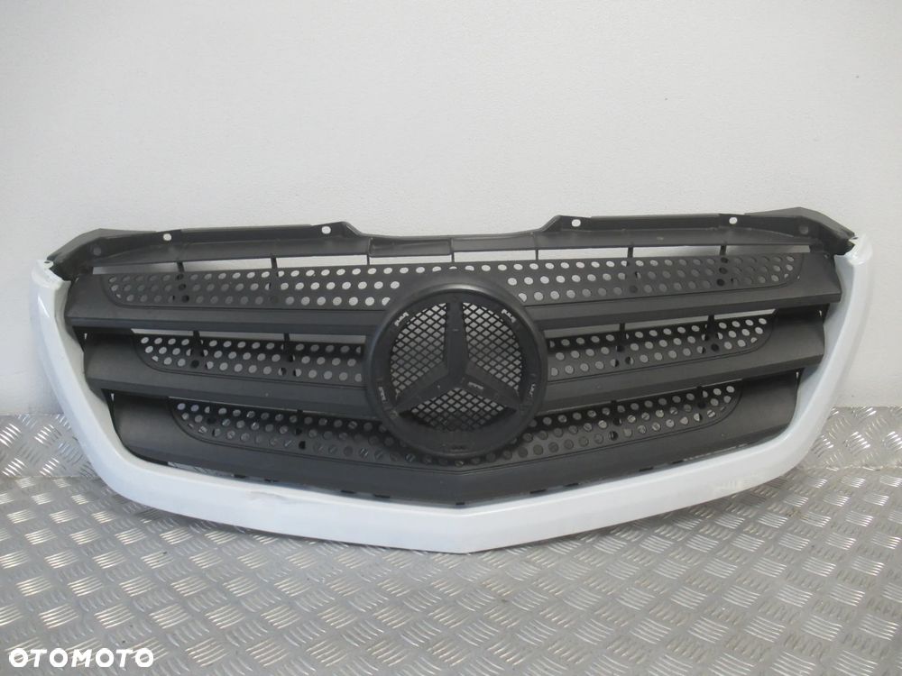 GRILL GRIL ATRAPA MERCEDES SPRINTER W906 LIFT 2013-2019 - 1