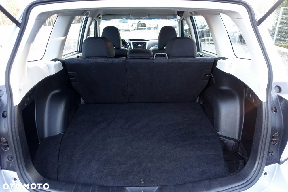Subaru Forester 2.0D Trend - 16