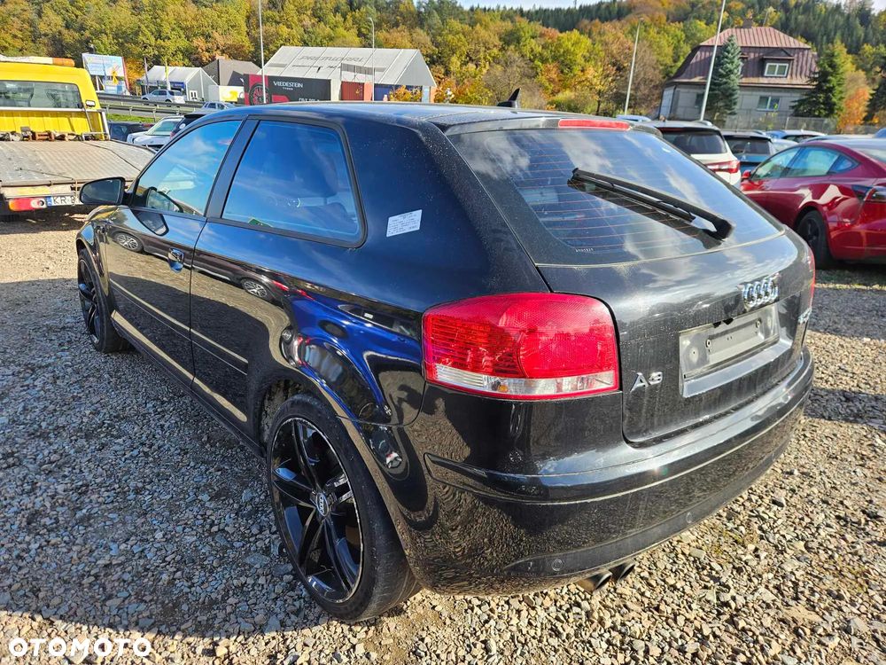 Audi A3 2.0 TDI DPF quattro S line Sportpaket - 8