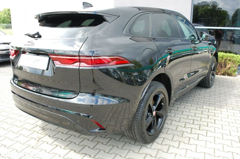 Jaguar F-Pace - 14