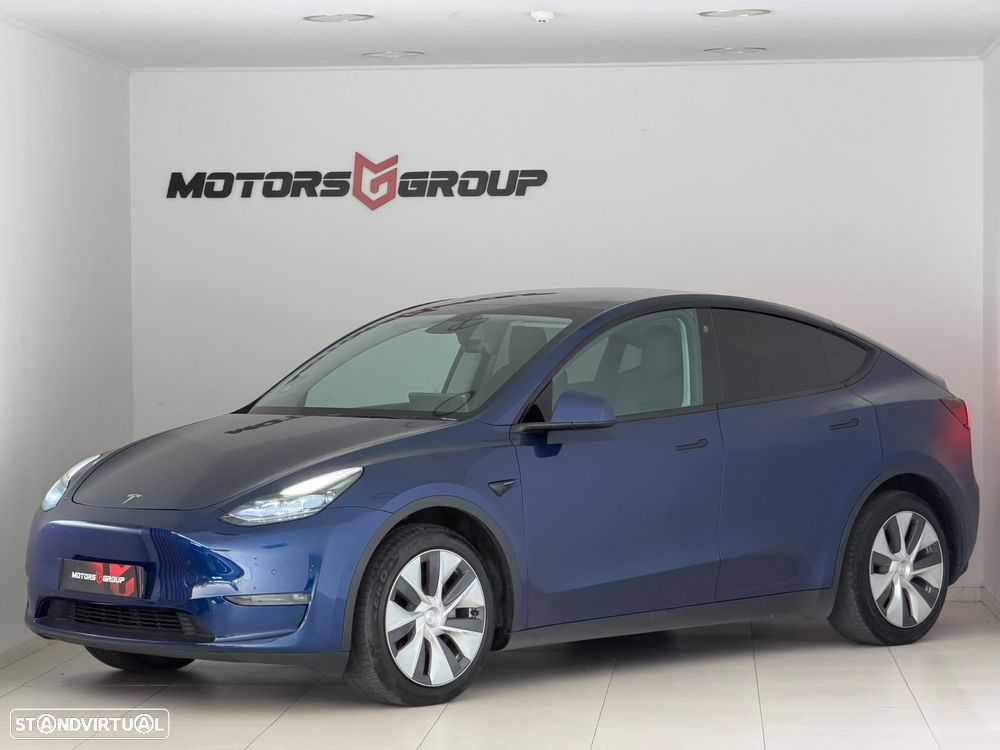 Tesla Model Y Long Range Dual Motor AWD - 2