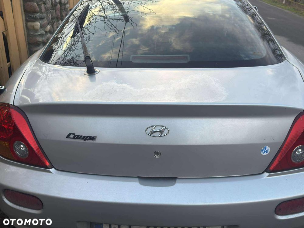 Hyundai Coupe - 12
