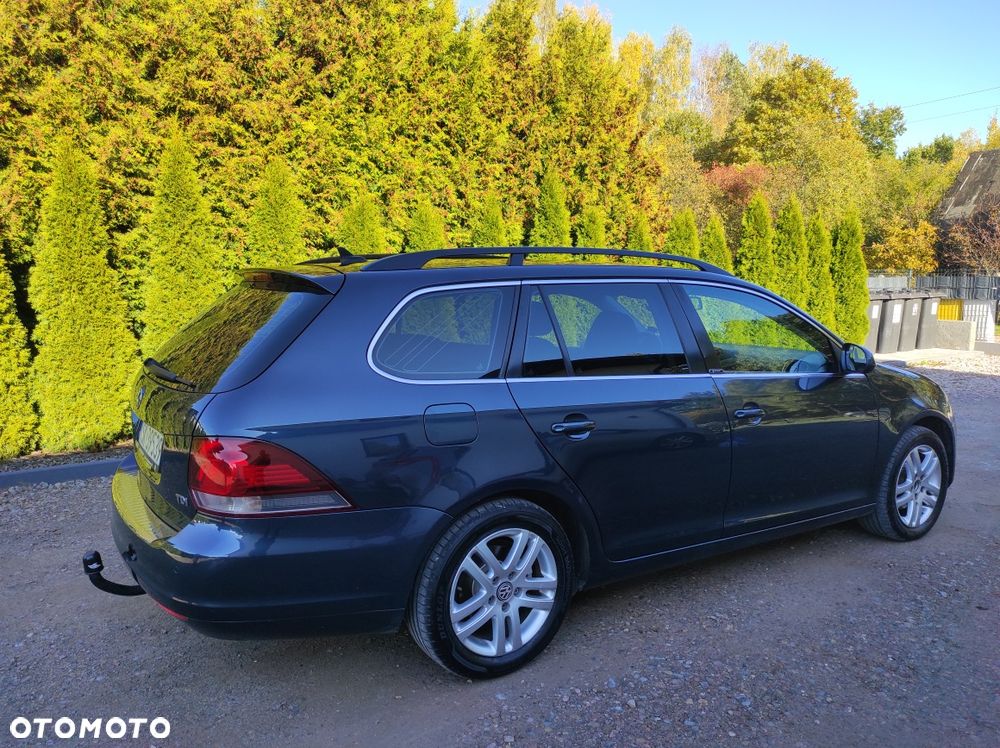 Volkswagen Golf - 2