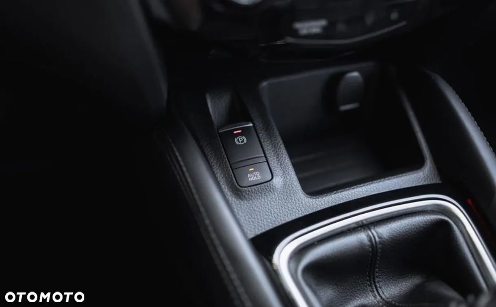 Nissan Qashqai 1.6 DIG-T TEKNA+ - 5