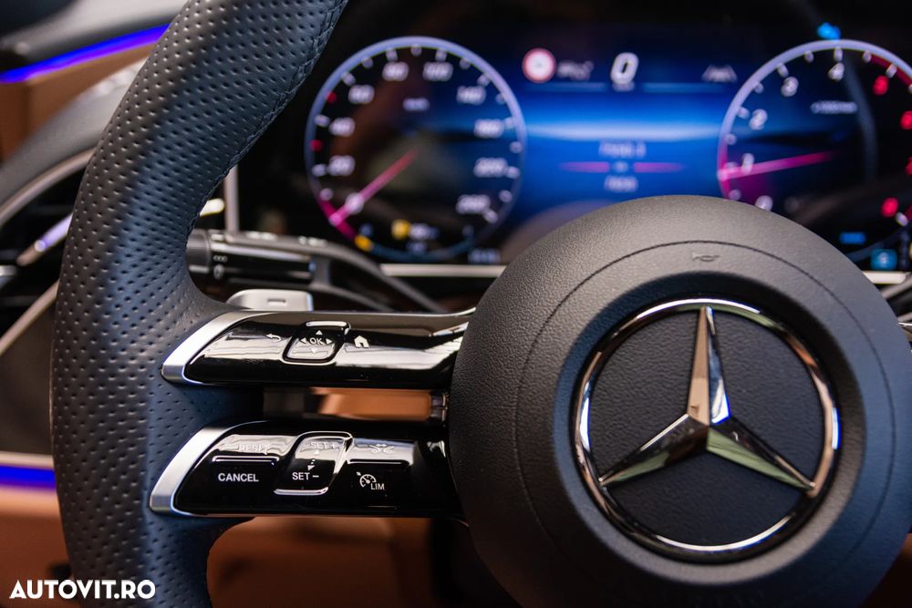 Mercedes-Benz E 200 9G-TRONIC AMG Line - 18