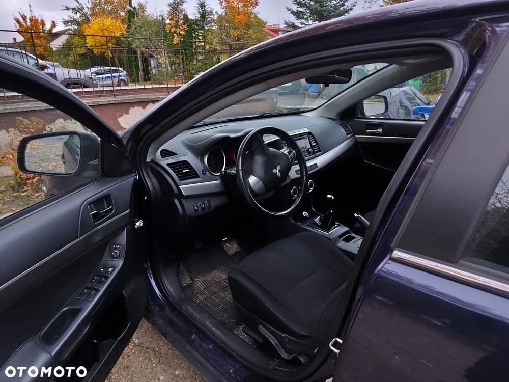 Mitsubishi Lancer 2014 photo 3