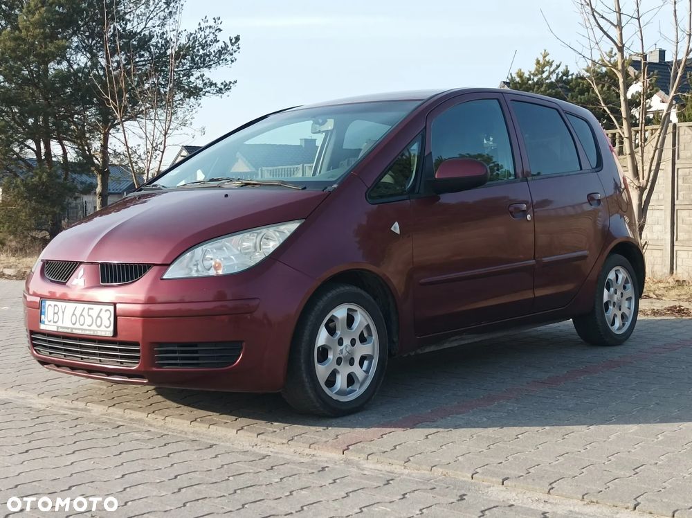 Mitsubishi Colt - 8