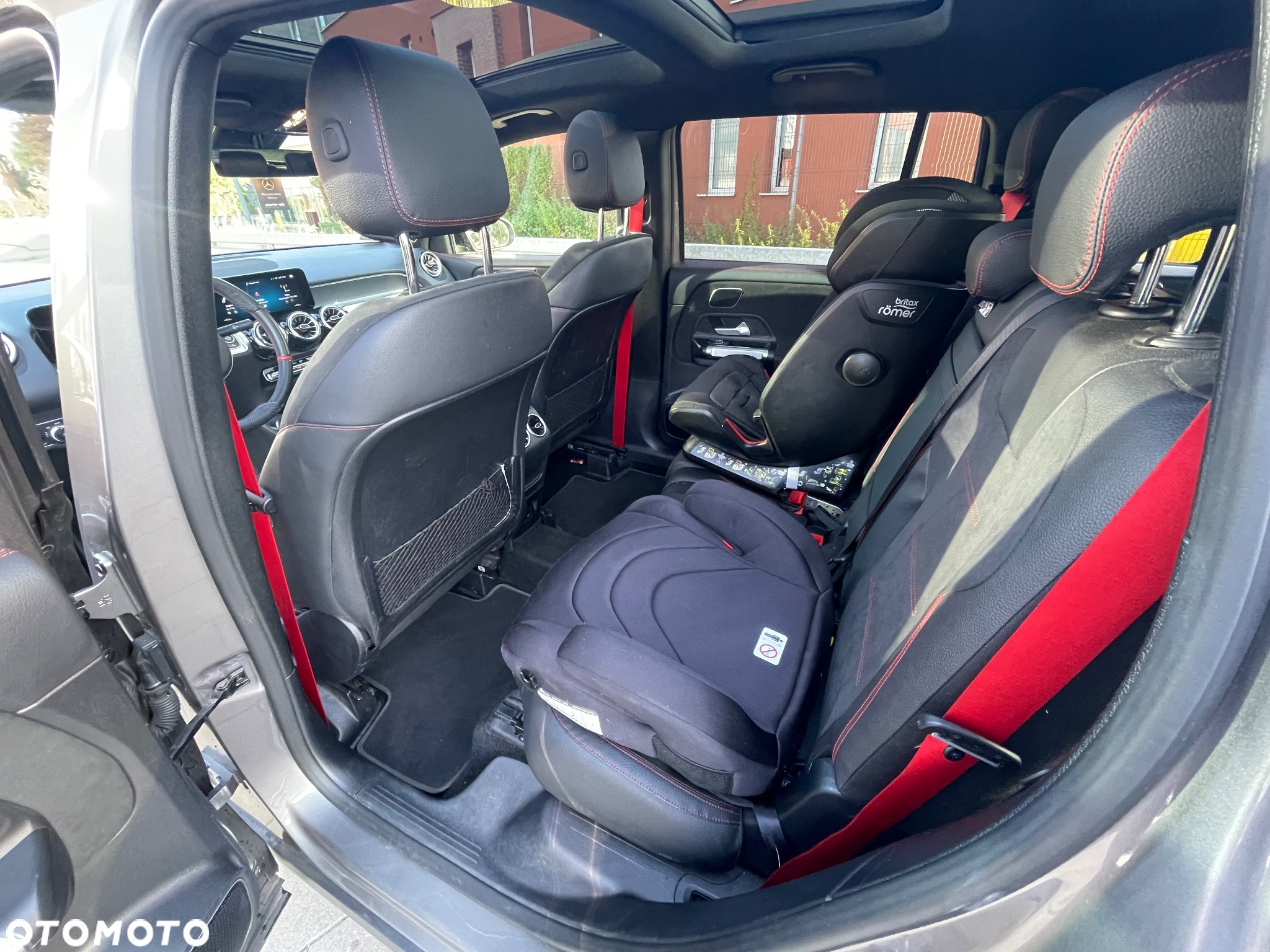 Mercedes-Benz GLB AMG 35 4-Matic - 9