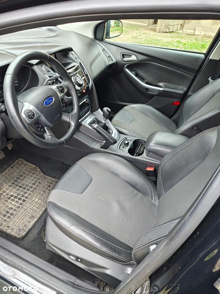 Ford Focus 1.0 EcoBoost Titanium - 16
