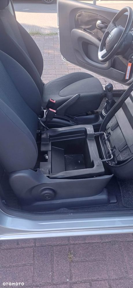 Nissan Micra - 12