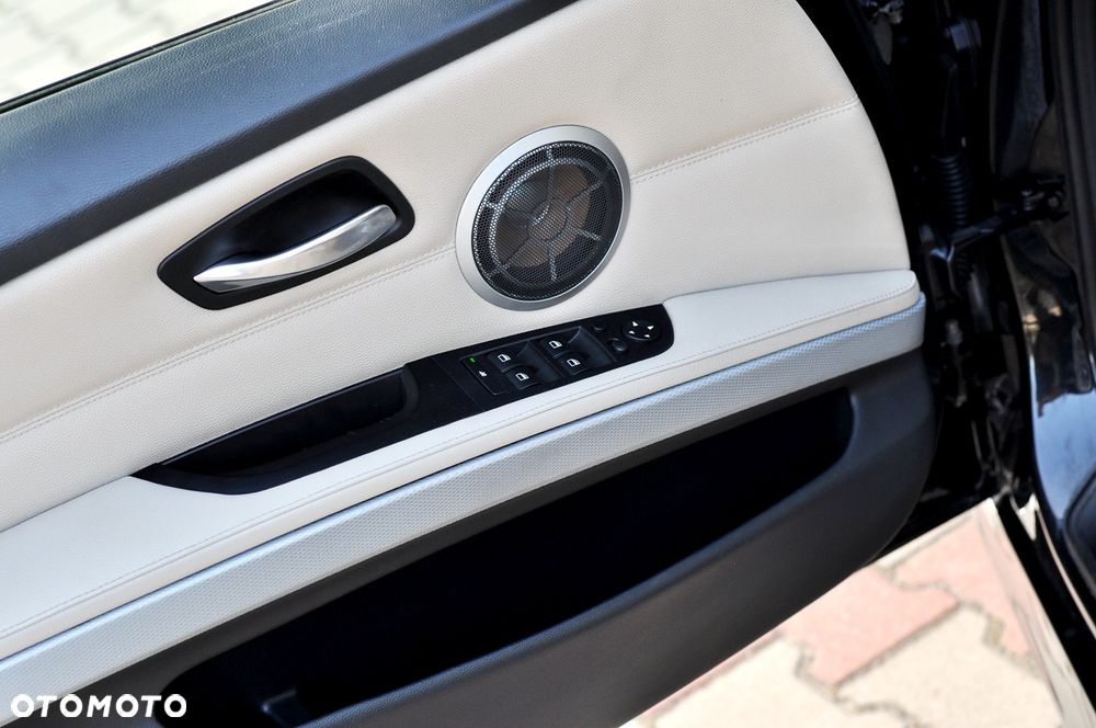 BMW Seria 3 - 38