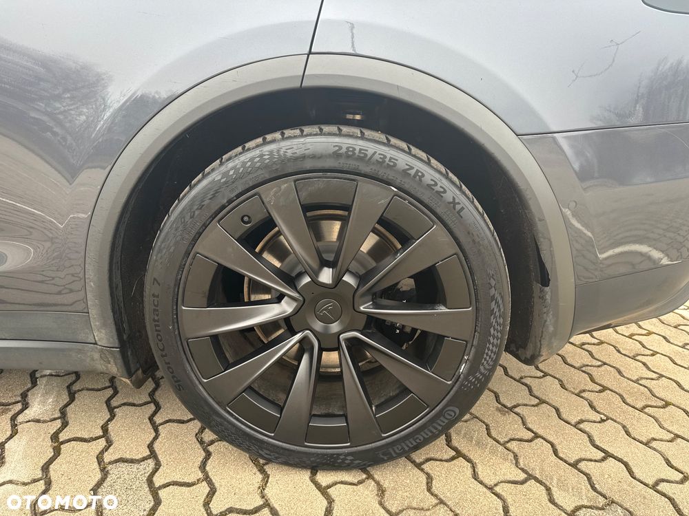 Tesla Model X Plaid - 10