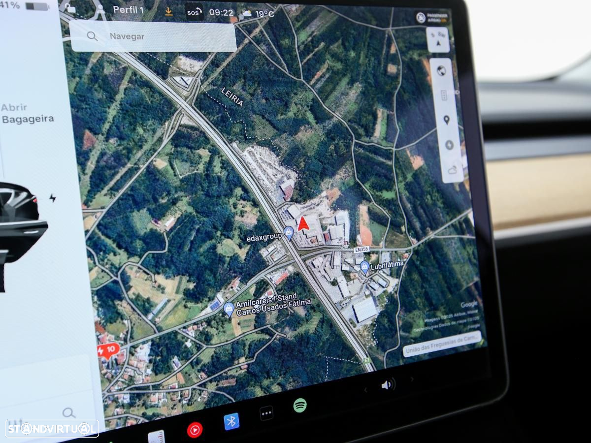 Tesla Model 3 Performance Dual Motor AWD - 23