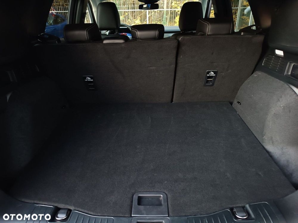 Ford Kuga 1.5 EcoBoost FWD Titanium X - 36