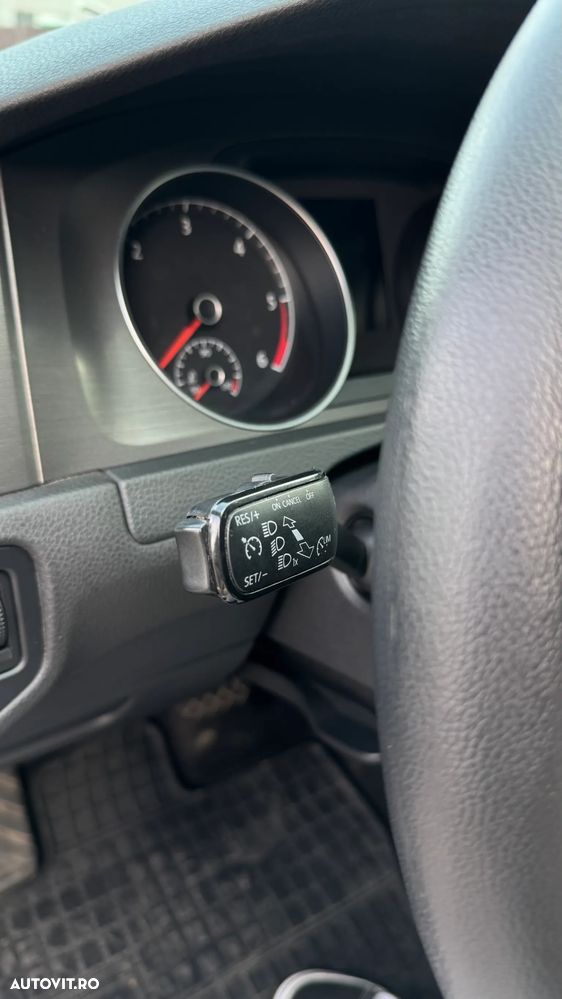 Volkswagen Golf 1.6 TDI BlueMotion Technology DPF Comfortline DSG - 7