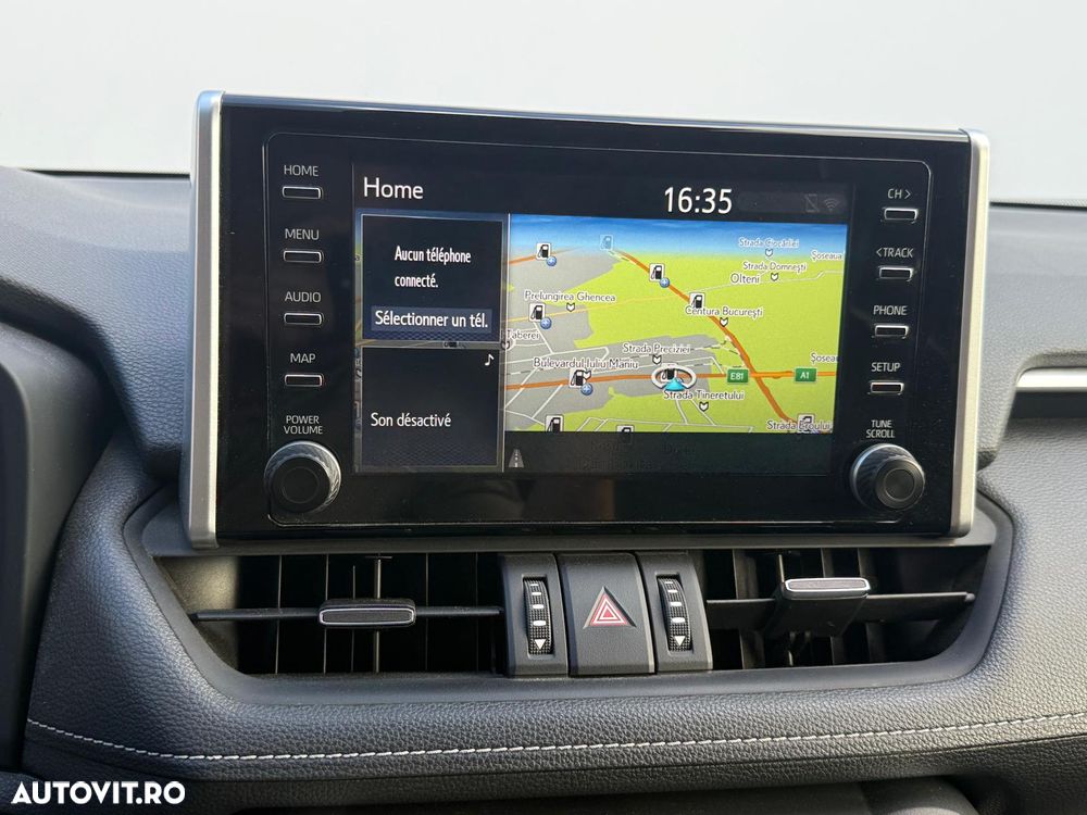 Toyota RAV4 - 18