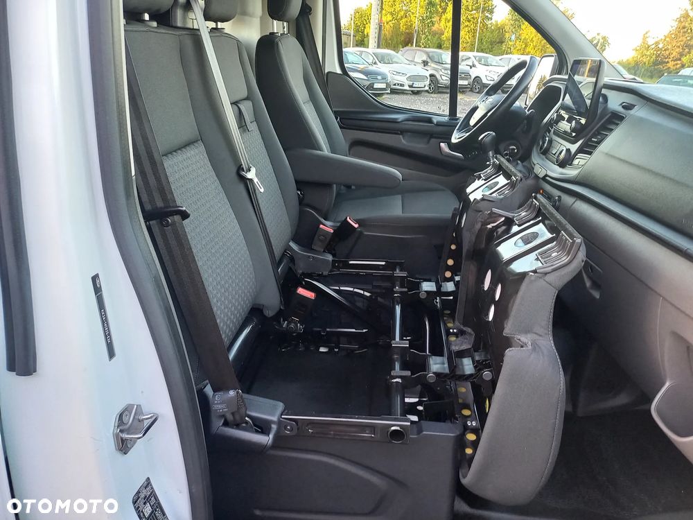 Ford Transit Custom - 23