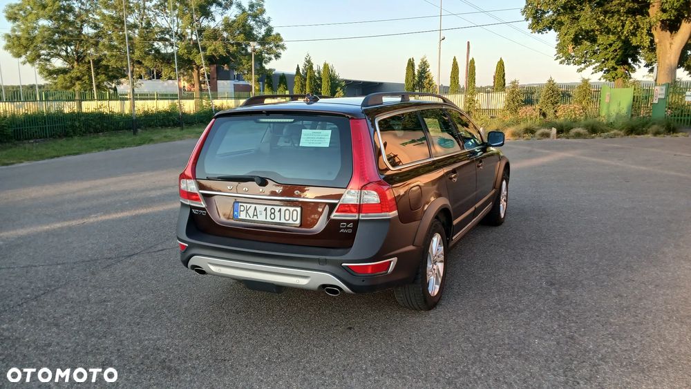 Volvo XC 70 D4 AWD Geartronic Momentum - 11