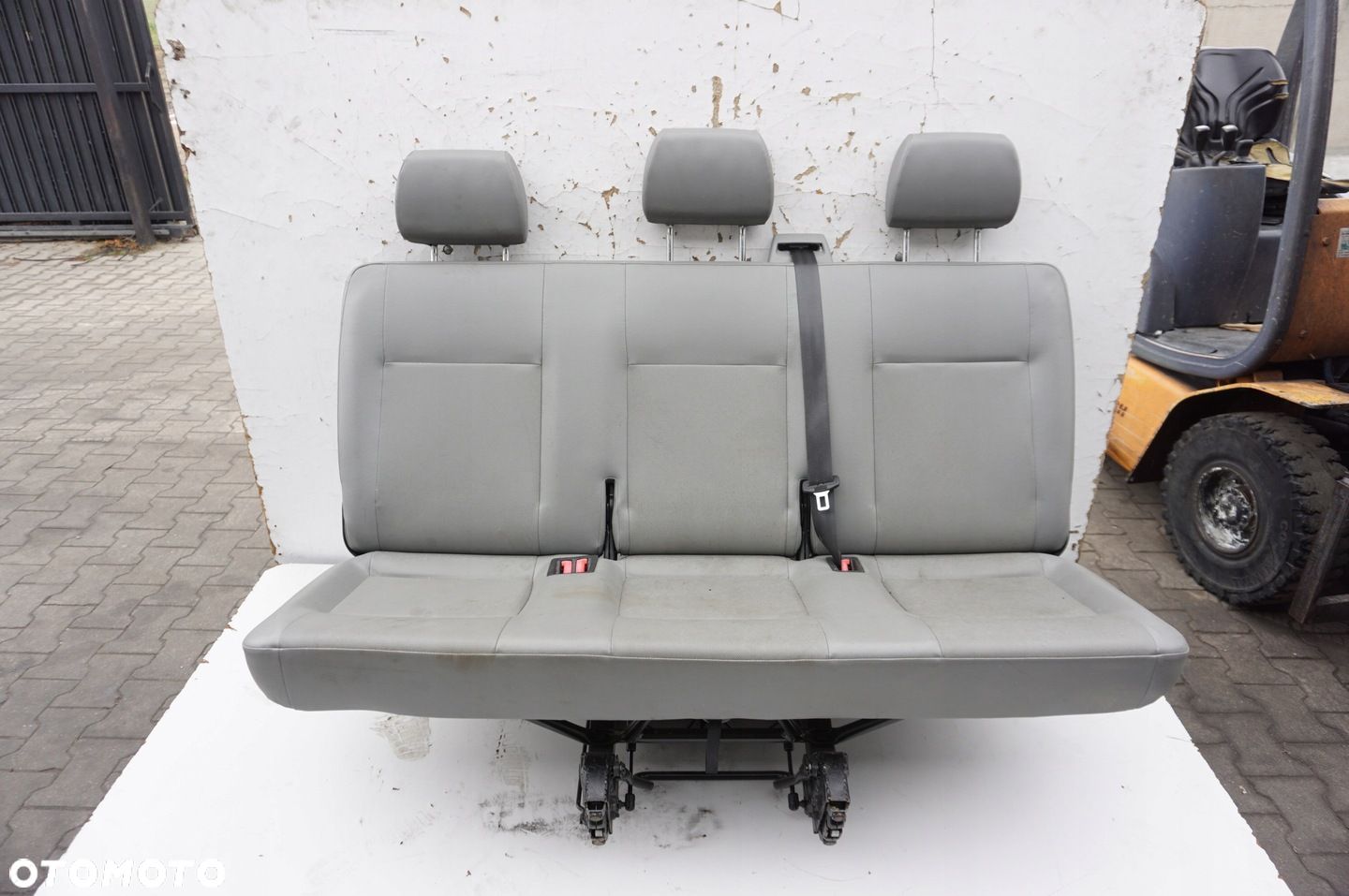 KANAPA 3 RZĄD VOLKSWAGEN TRANSPORTER T5 - 1