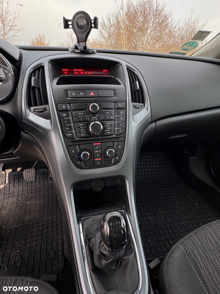 Opel Astra 1.6 Active - 11