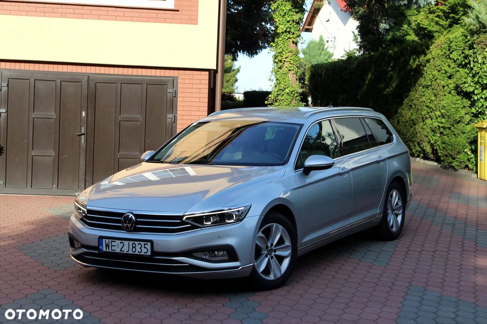 Volkswagen Passat - 2