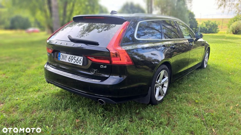 Volvo V90 D4 Geartronic - 5