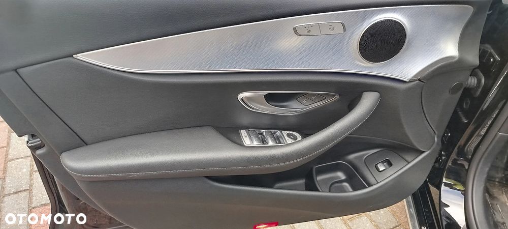 Mercedes-Benz Klasa E 200 d Business Edition 9G-TRONIC - 13