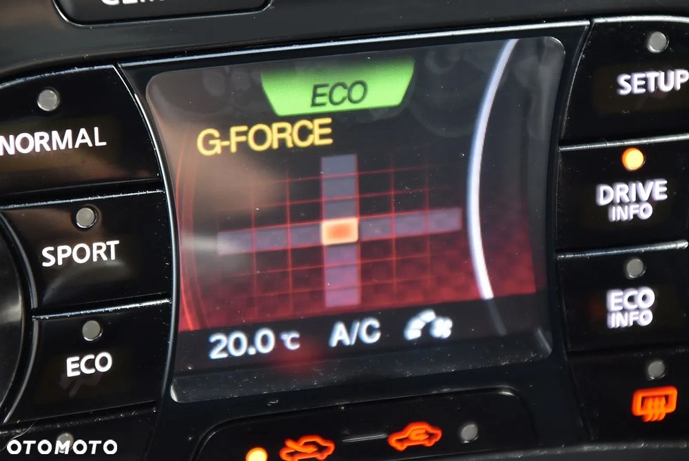 Nissan Juke - 32