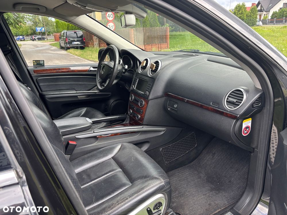 Mercedes-Benz GL 420 CDI - 23