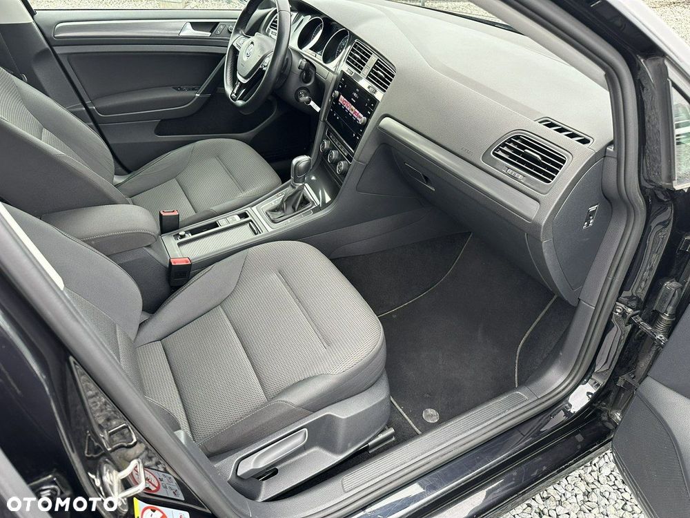 Volkswagen Golf Variant 1.6 TDI BMT Comfortline DSG - 29