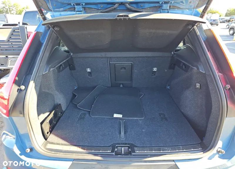 Volvo XC 40 - 12