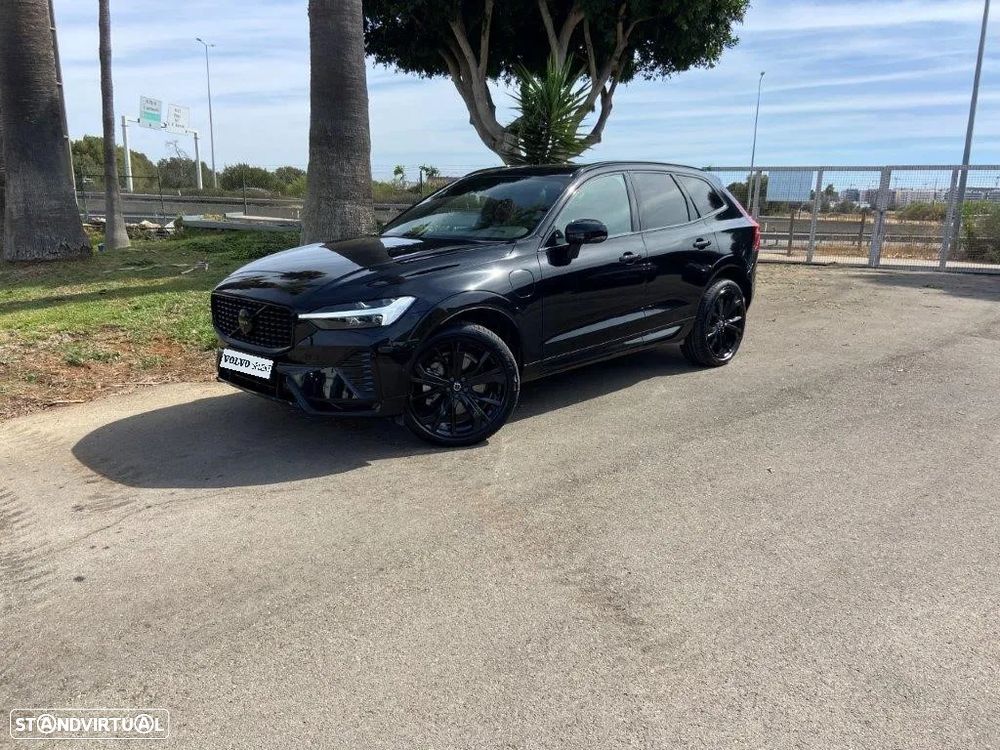 Volvo XC 60 2.0 T6 PHEV Black Edition AWD - 29