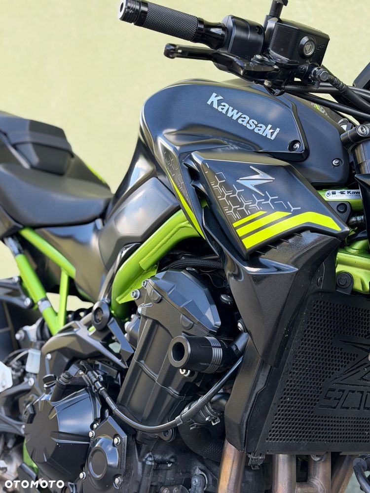 Kawasaki Z 900 - 5