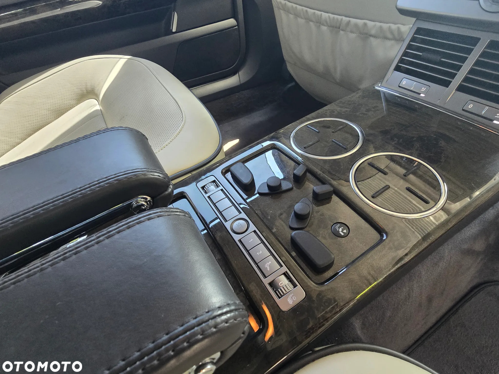 Volkswagen Phaeton 3.0 V6 TDI DPF 4MOTION Automatik (4 Sitzer) - 15