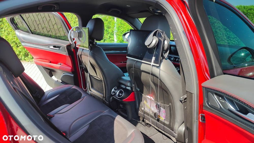 Alfa Romeo Stelvio 2.9 V6 Bi-Turbo Quadrifoglio Niring Q4 - 12