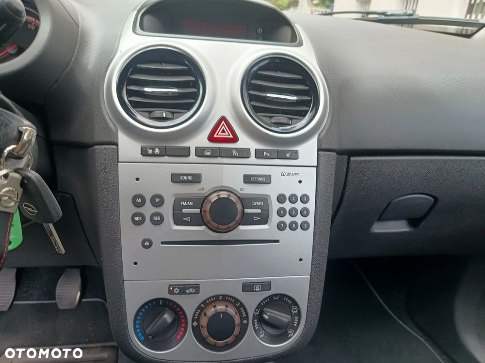 Opel Corsa - 18
