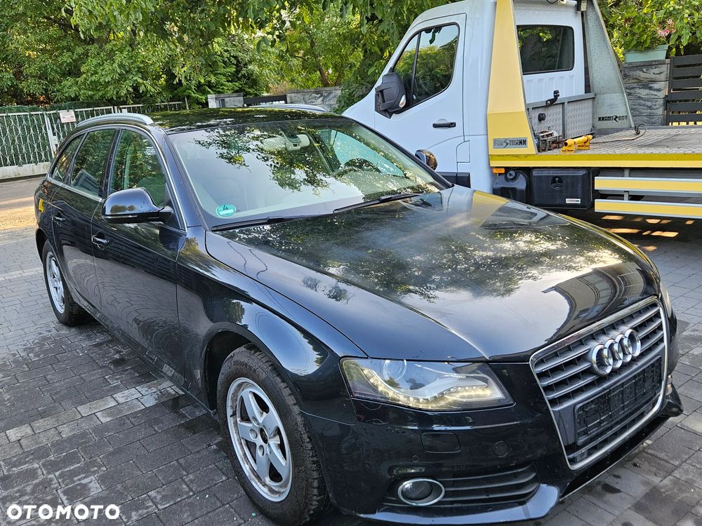 Audi A4 Avant 2.0 TDI Limited Edition - 1