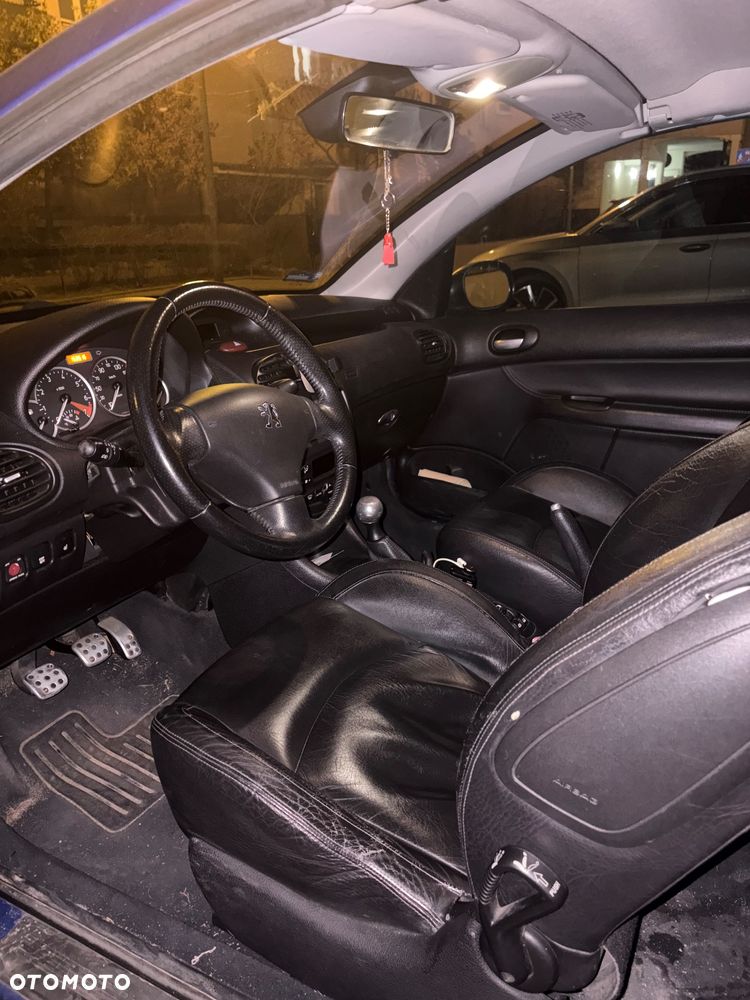 Peugeot 206 CC 1.6 - 5