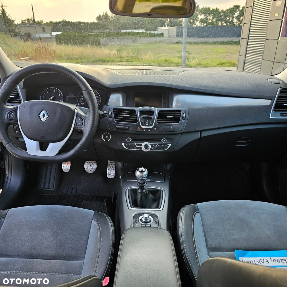 Renault Laguna dCi 180 FAP GT - 6