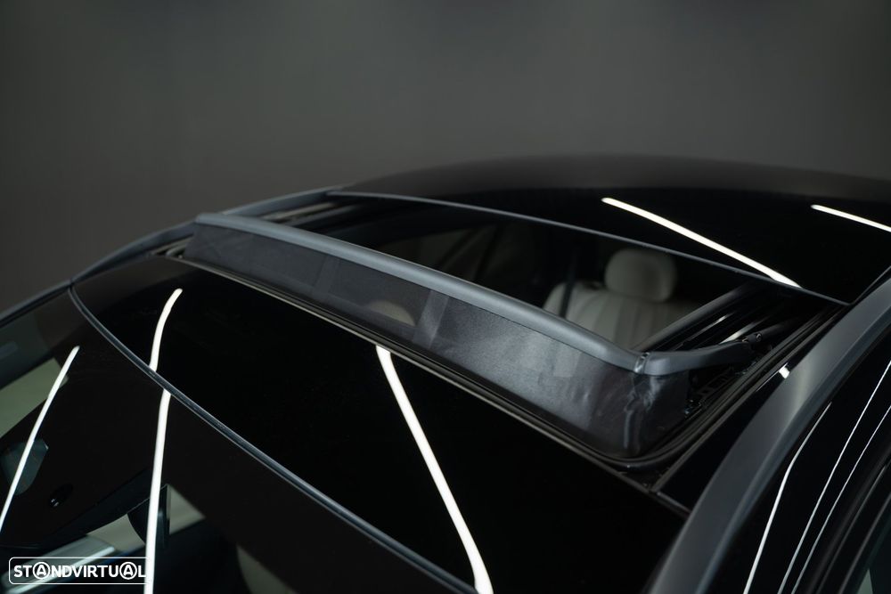 Mercedes-Benz E 300 Standard - 13