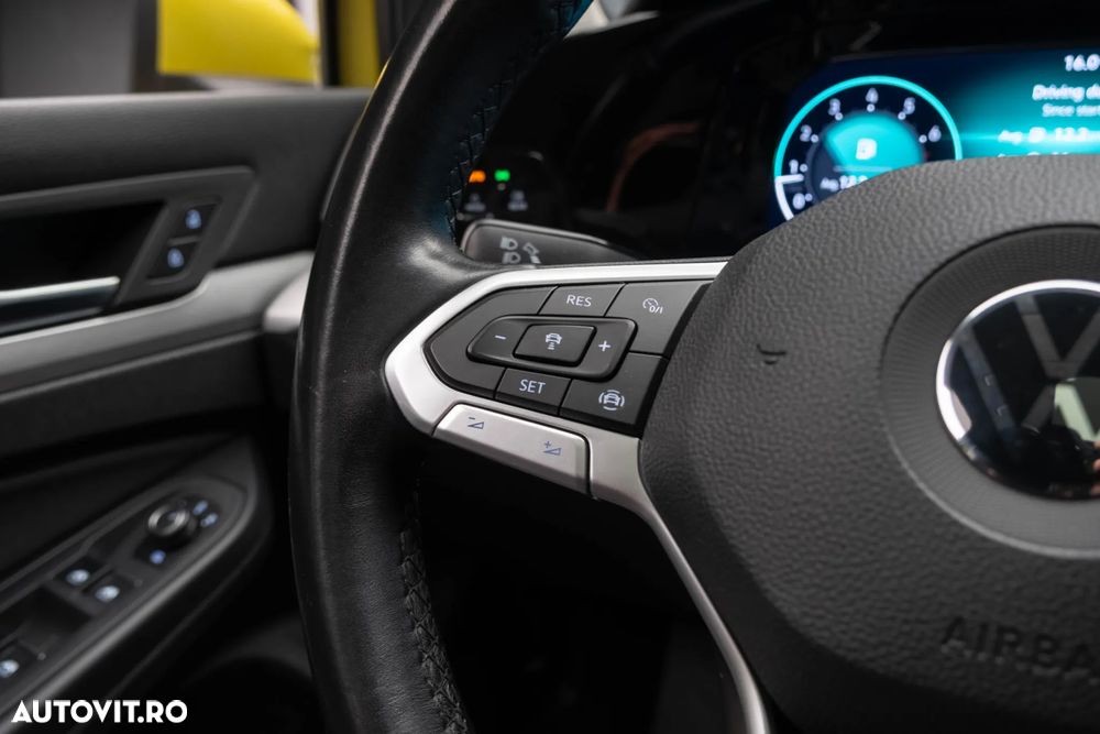 Volkswagen Golf 1.5 TSI Comfortline - 12