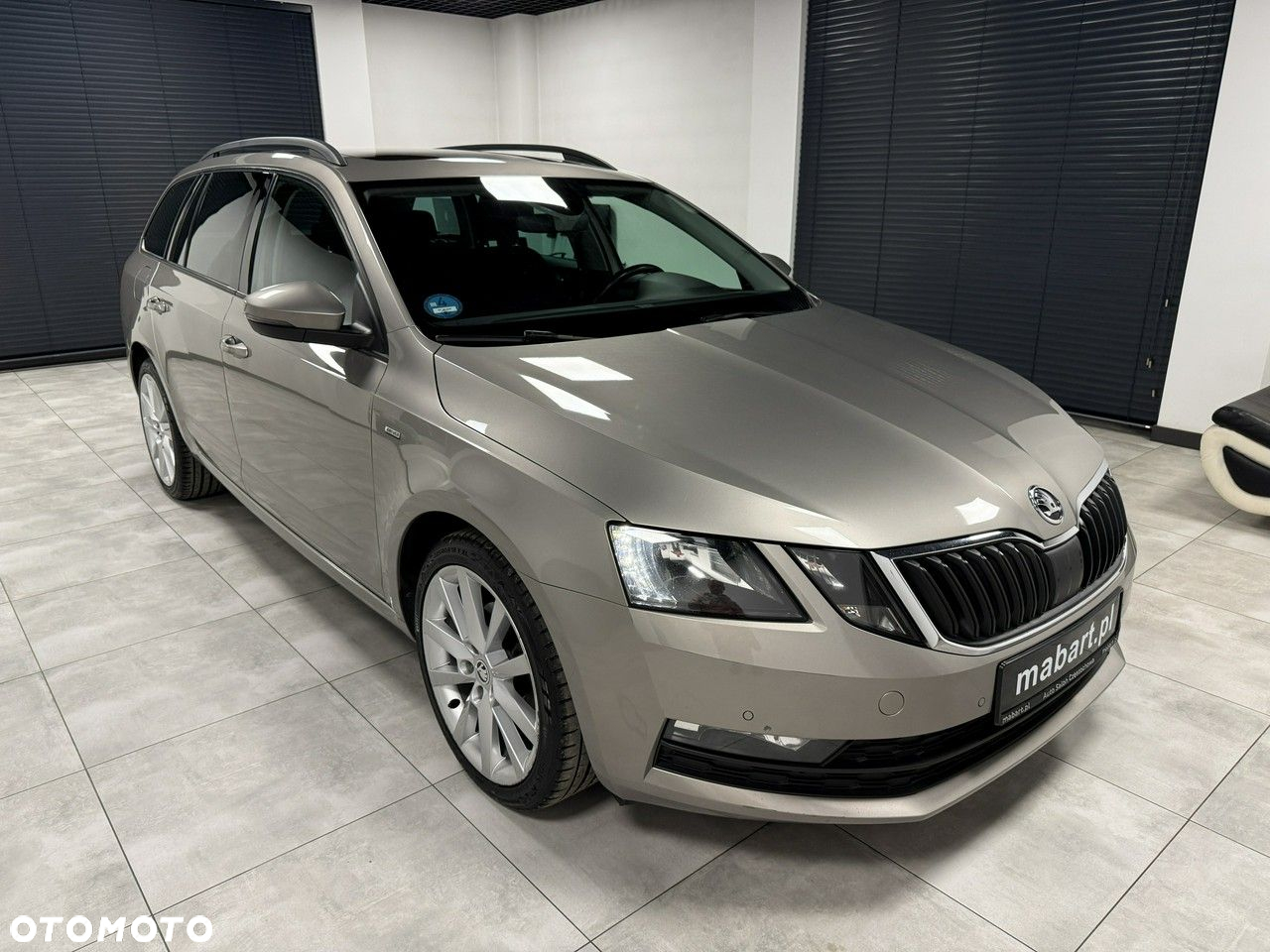 Skoda Octavia 2.0 TDI DSG Drive - 6