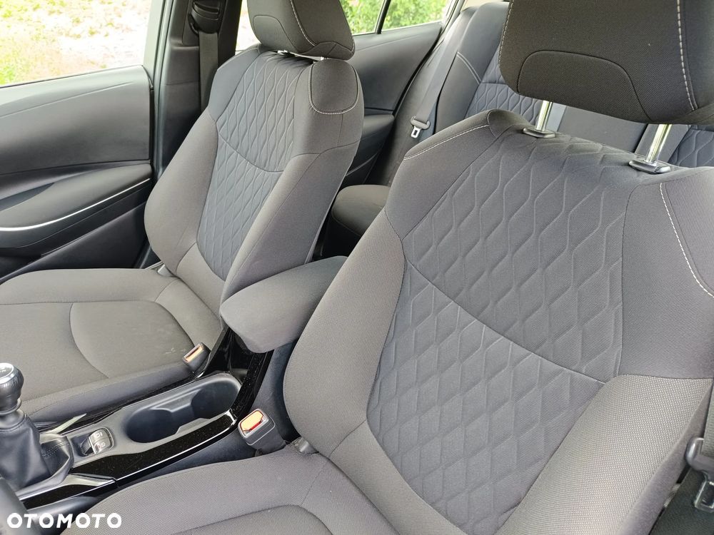 Toyota Corolla 1.6 Comfort - 35