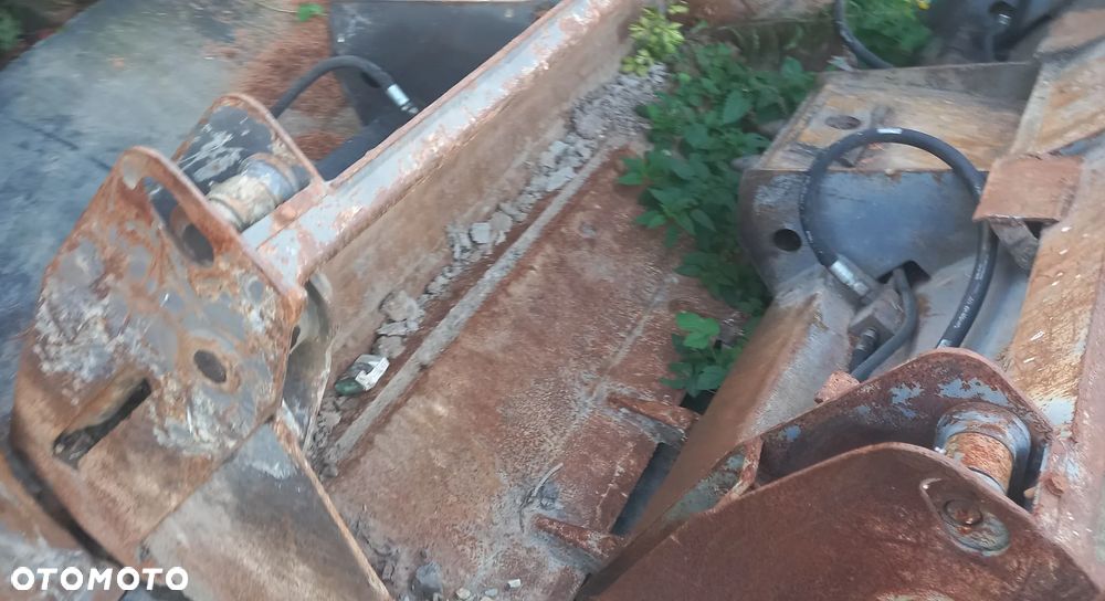 Łyżka rekin dzielona szczeka klapa mecalac mxt mtx 12 2010rok - 3
