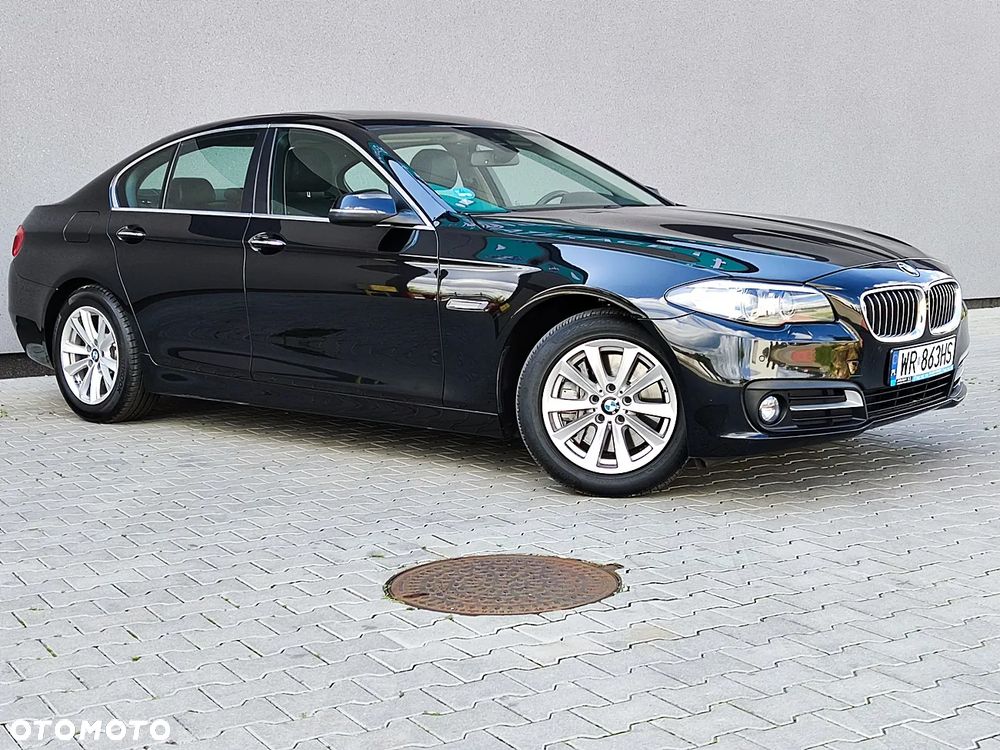 BMW Seria 5 528i xDrive - 3