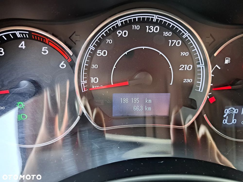 Renault Koleos 2.0 dCi 4x4 Privilege - 6