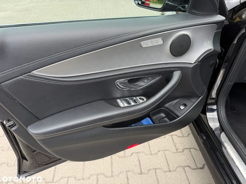 Mercedes-Benz Klasa E 220 d 4-Matic 9G-TRONIC - 9