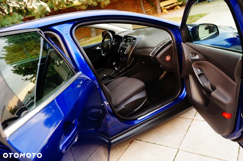 Ford Focus - 17