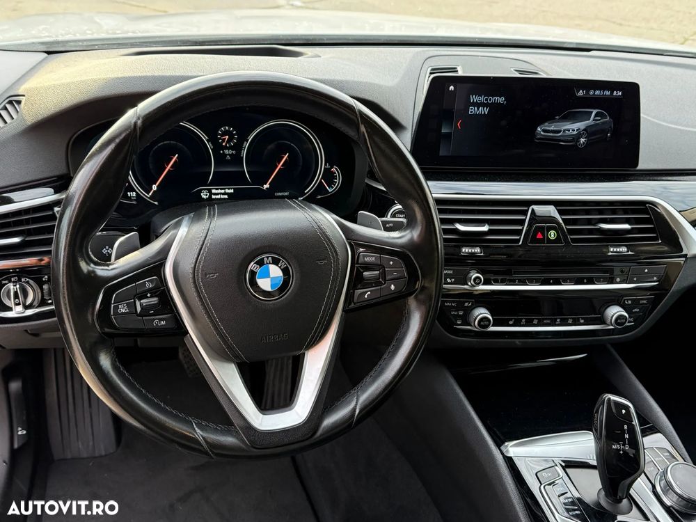 BMW Seria 5 520d AT - 8